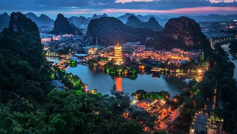 广西,亲爱的听众朋友们